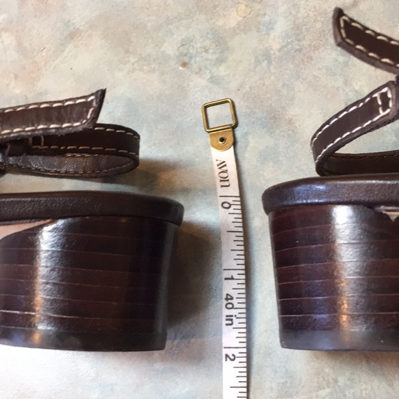 BCBG Max Azria leather sandals (sz 8 1/2) - Picture 4 of 11